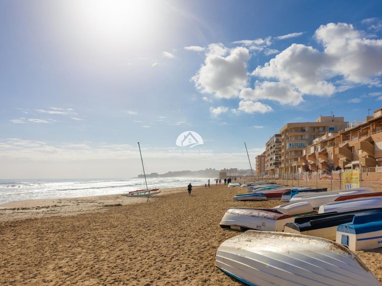 Penthouse for Sale in La Mata Torrevieja, Alicante 35