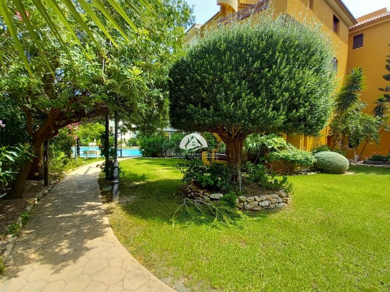 Penthouse for Sale in Punta Prima Torrevieja, Alicante 27