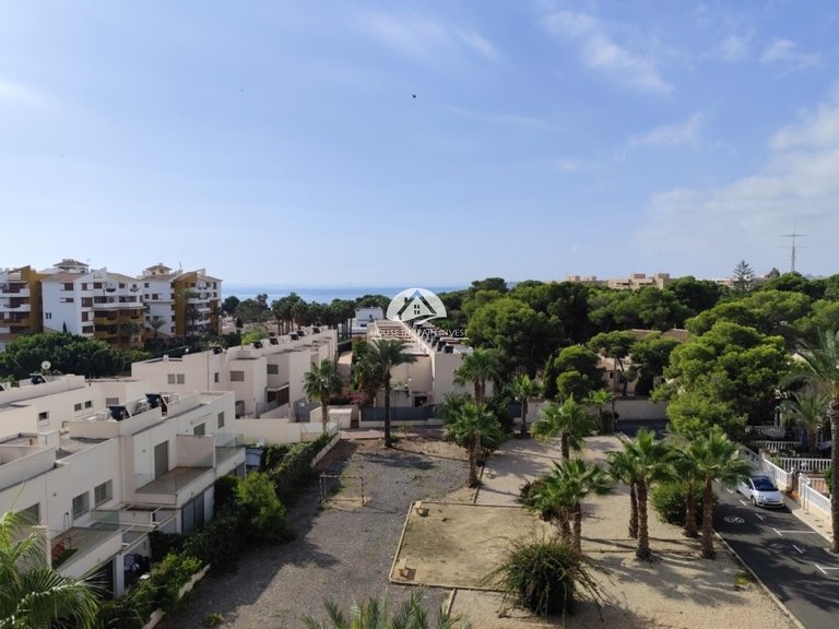 Penthouse for Sale in Punta Prima Torrevieja, Alicante 32