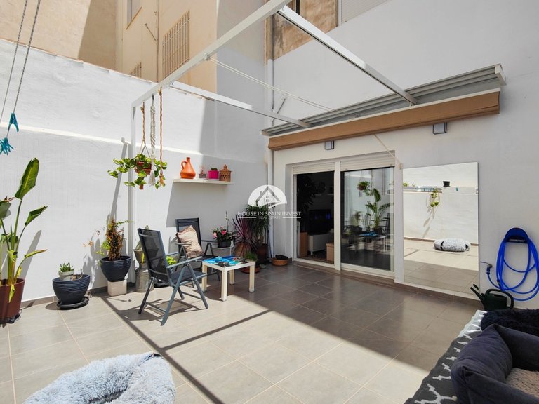 Apartment for Sale in El Acequion - Los Náufragos Torrevieja, Alicante 1