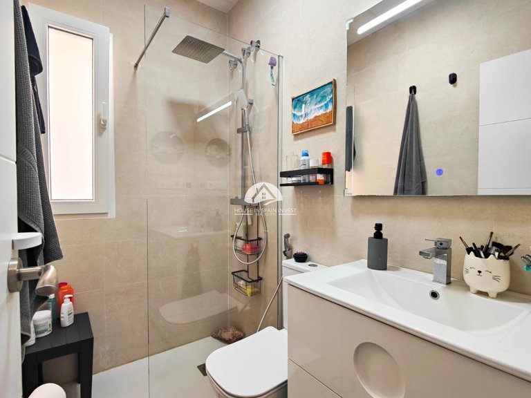 Apartment for Sale in El Acequion - Los Náufragos Torrevieja, Alicante 34
