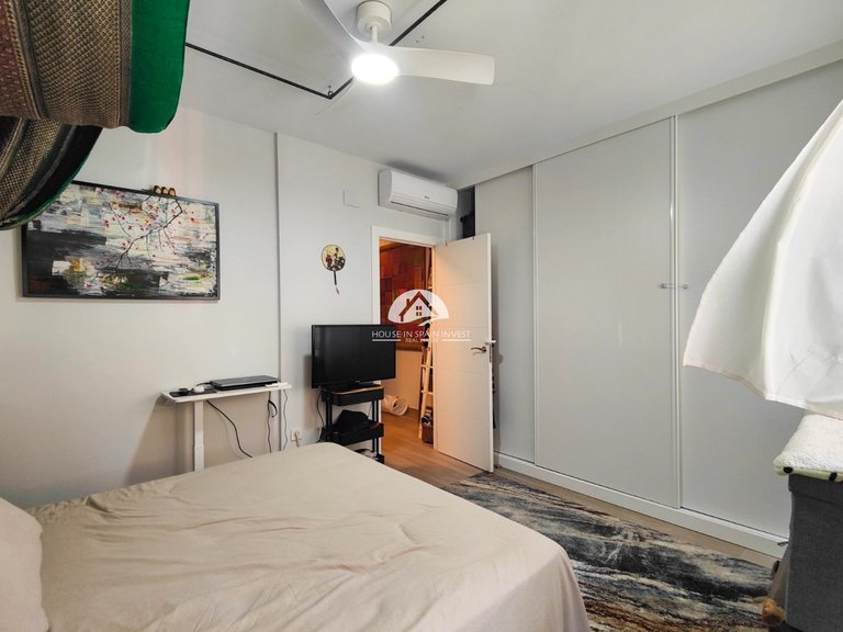 Apartment for Sale in El Acequion - Los Náufragos Torrevieja, Alicante 31