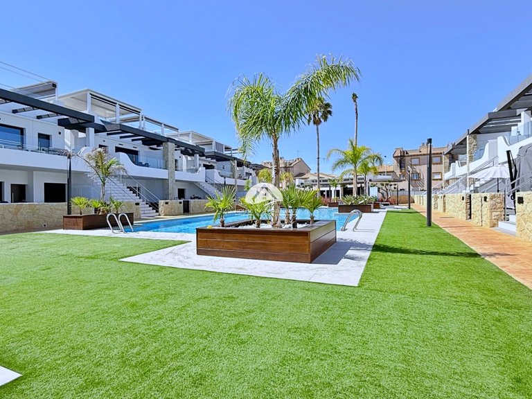 Penthouse for Sale in Punta Prima Orihuela Costa, Alicante 39