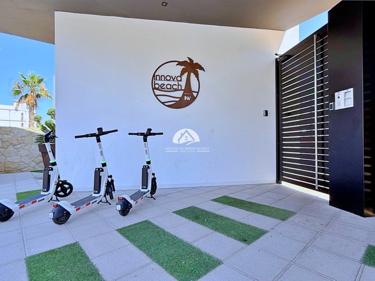 Penthouse for Sale in Punta Prima Orihuela Costa, Alicante 40