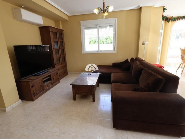 Town House for Sale in Doña Pepa Rojales - Ciudad Quesada, Alicante 11