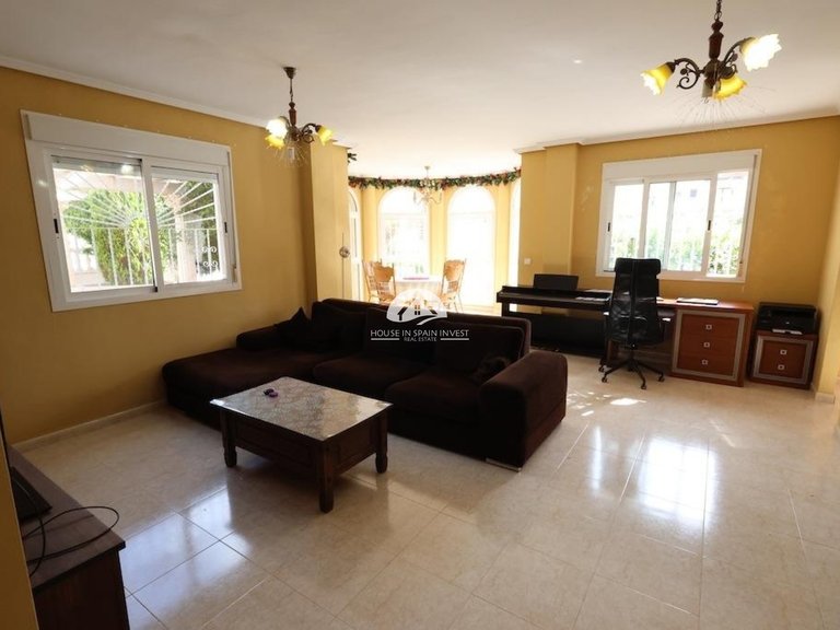 Town House for Sale in Doña Pepa Rojales - Ciudad Quesada, Alicante 13