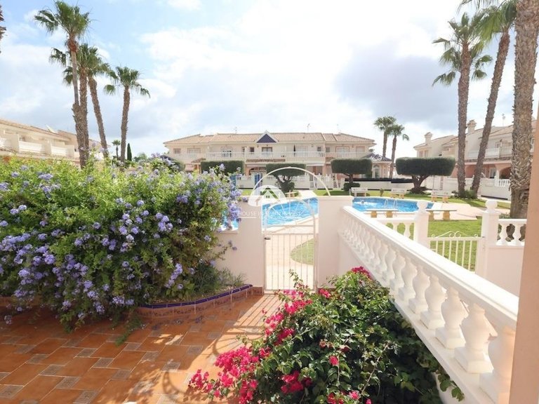 Town House for Sale in Doña Pepa Rojales - Ciudad Quesada, Alicante 22
