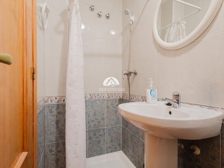 Apartment for Sale in El Acequion - Los Náufragos Torrevieja, Alicante 12