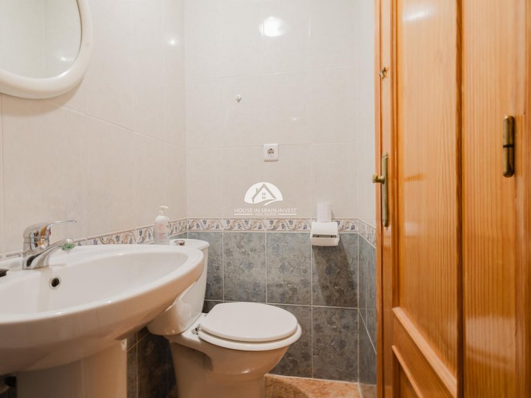 Apartment for Sale in El Acequion - Los Náufragos Torrevieja, Alicante 13