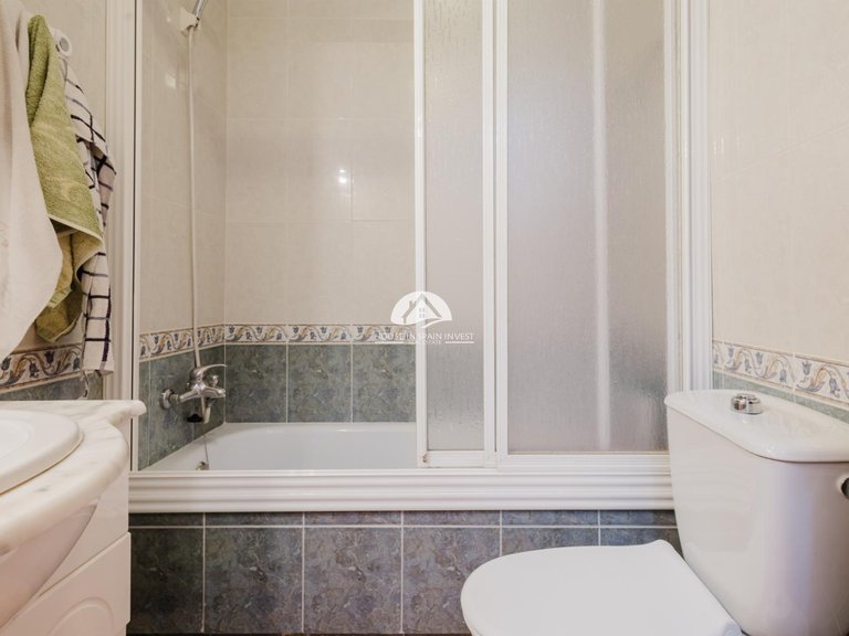 Apartment for Sale in El Acequion - Los Náufragos Torrevieja, Alicante 20