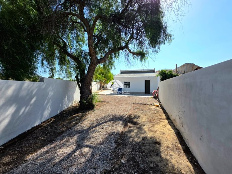 Villa for Sale in La Marina San Fulgencio, Alicante 3