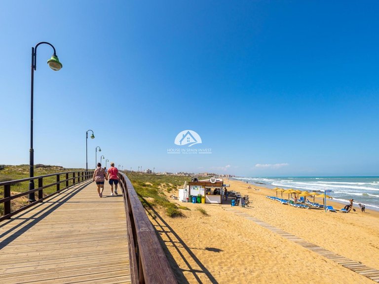 Apartment for Sale in La Mata Torrevieja, Alicante 30