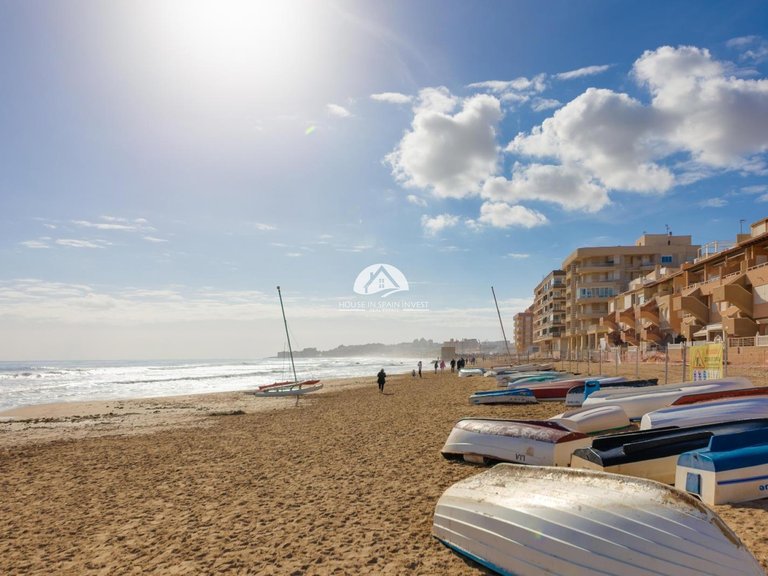 Apartment for Sale in La Mata Torrevieja, Alicante 35
