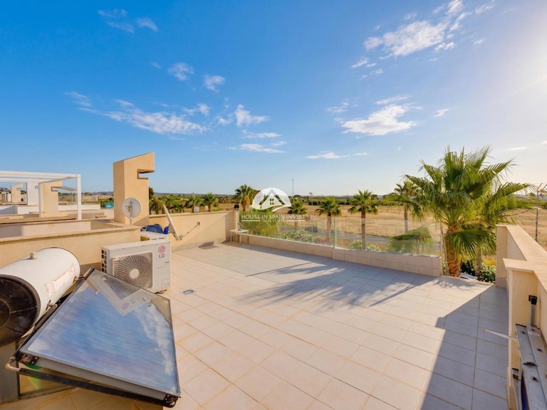 Villa for Sale in Pueblo bravo Rojales - Ciudad Quesada, Alicante 11