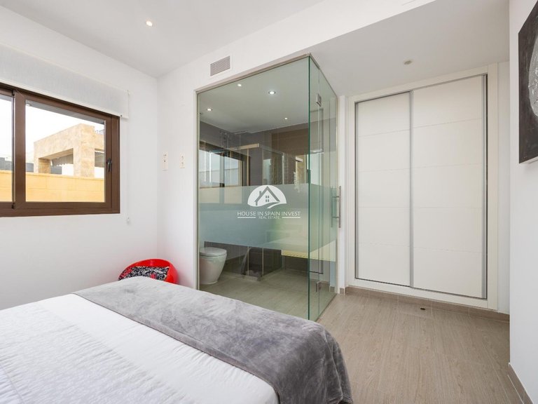 Villa for Sale in Pueblo bravo Rojales - Ciudad Quesada, Alicante 17