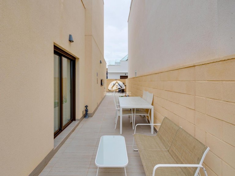 Villa for Sale in Pueblo bravo Rojales - Ciudad Quesada, Alicante 43