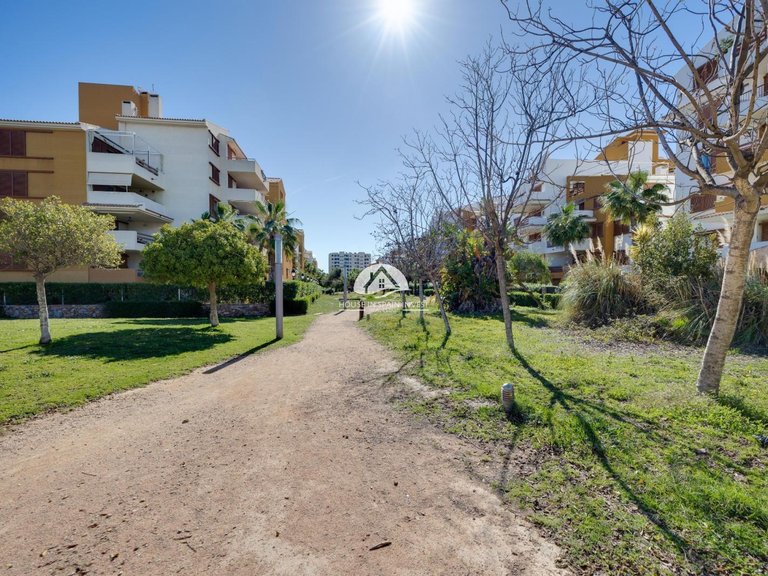 Apartment for Sale in Punta Prima Torrevieja, Alicante 39