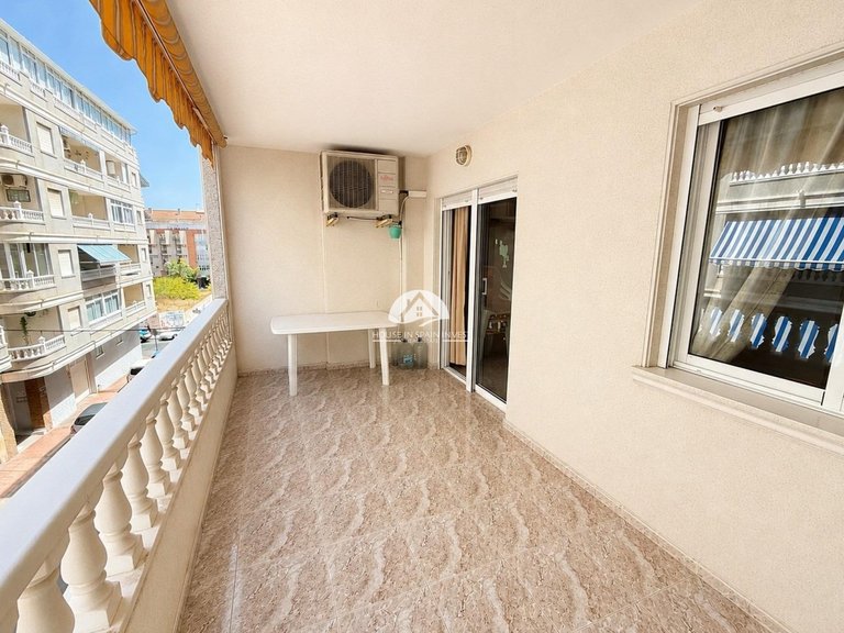 Apartment for Sale in Playa del Cura Torrevieja, Alicante 1
