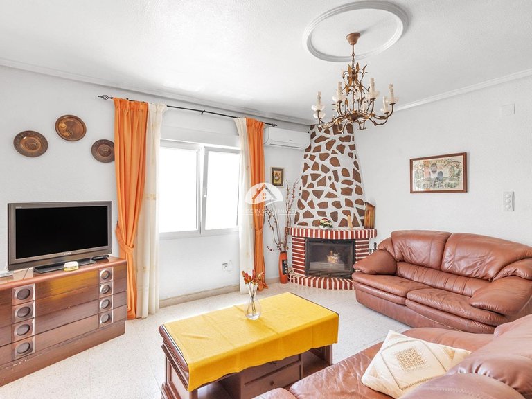 Villa for Sale in Rojales Rojales - Ciudad Quesada, Alicante 16