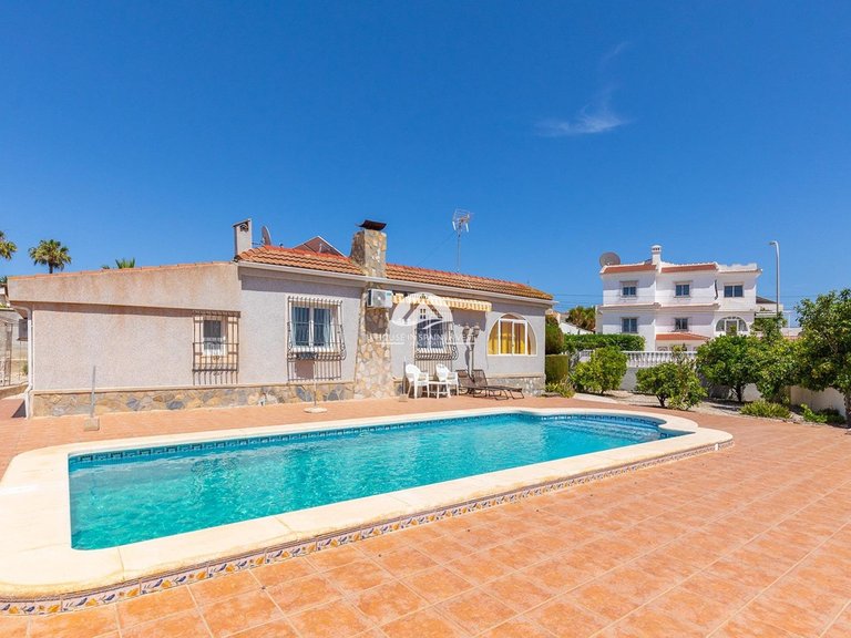 Villa for Sale in Rojales Rojales - Ciudad Quesada, Alicante 30