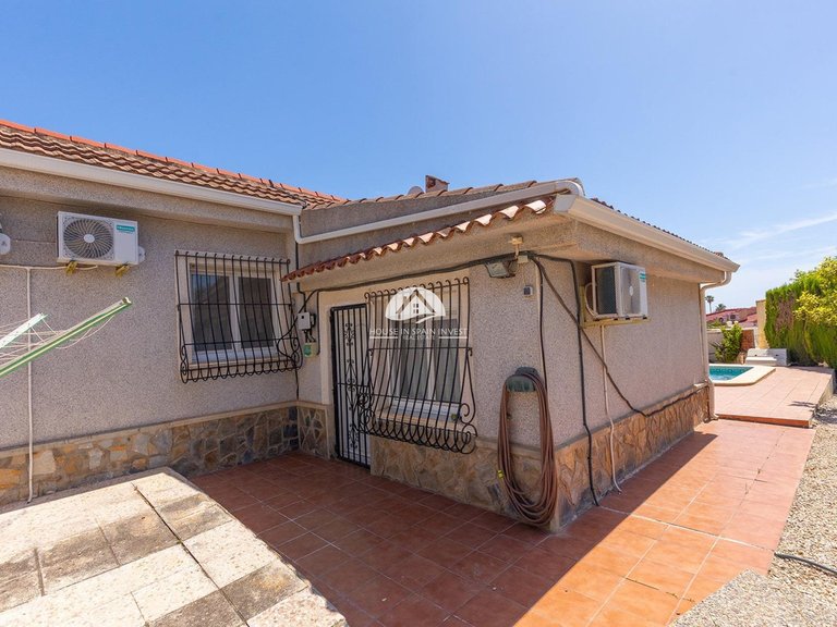 Villa for Sale in Rojales Rojales - Ciudad Quesada, Alicante 43