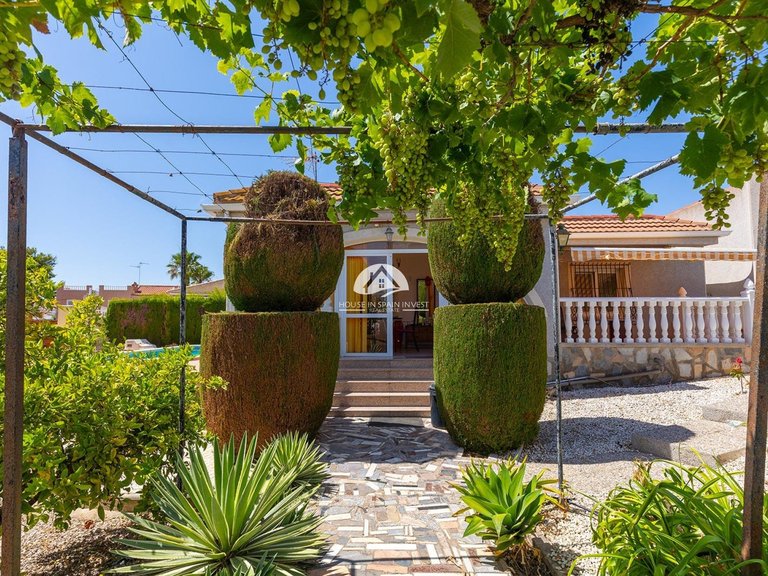 Villa for Sale in Rojales Rojales - Ciudad Quesada, Alicante 47