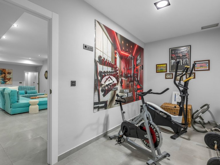 Villa for Sale in Villamartín - Las Filipinas Orihuela Costa, Alicante 36