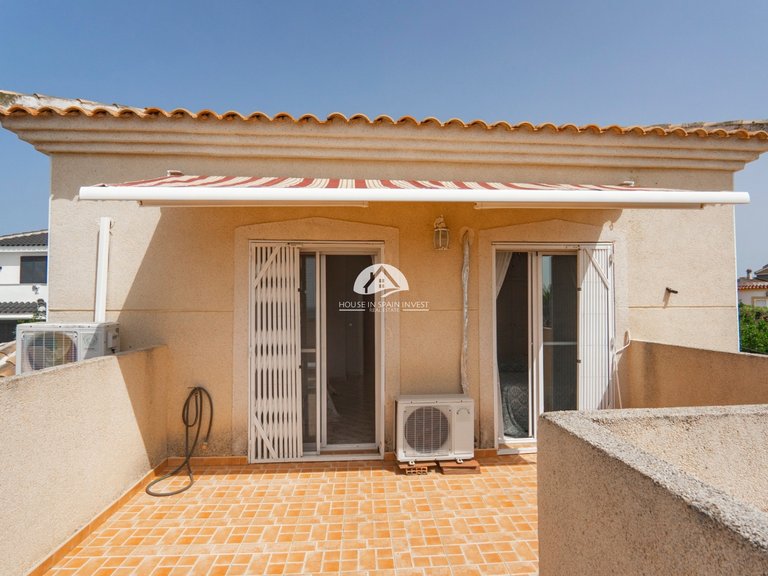 Villa for Sale in Campo De Golf La Marquesa Rojales - Ciudad Quesada, Alicante 32
