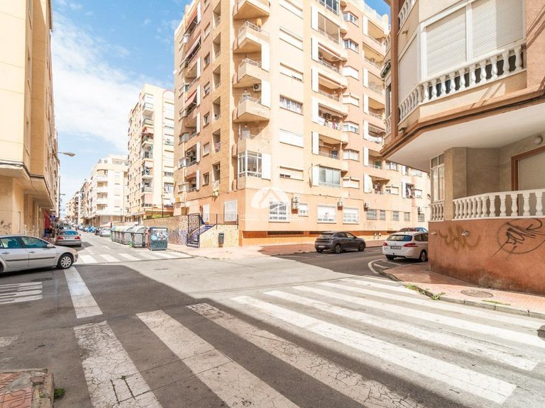 Apartment for Sale in Curva del Palangre Torrevieja, Alicante 26