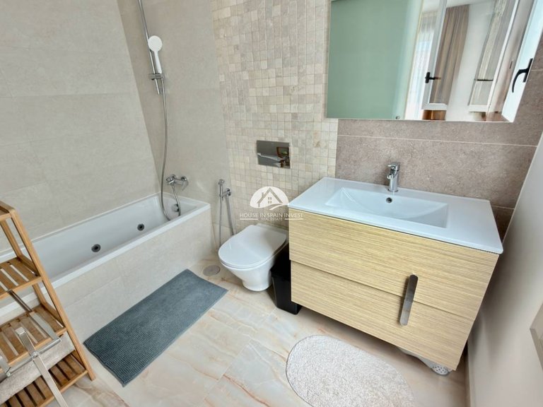 Villa for Sale in Ciudad Quesada Rojales - Ciudad Quesada, Alicante 19
