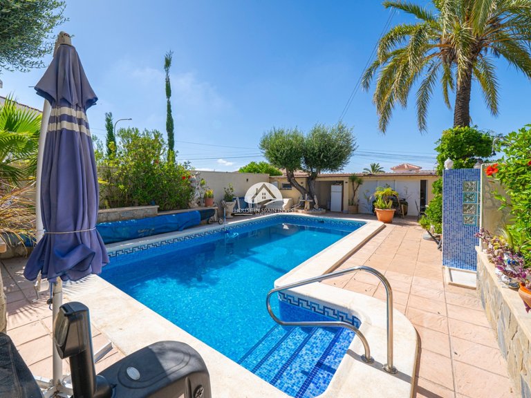Villa for Sale in Rojales Rojales - Ciudad Quesada, Alicante 10