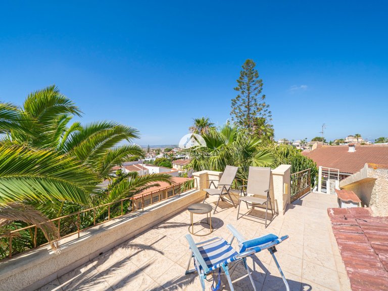 Villa for Sale in Rojales Rojales - Ciudad Quesada, Alicante 31