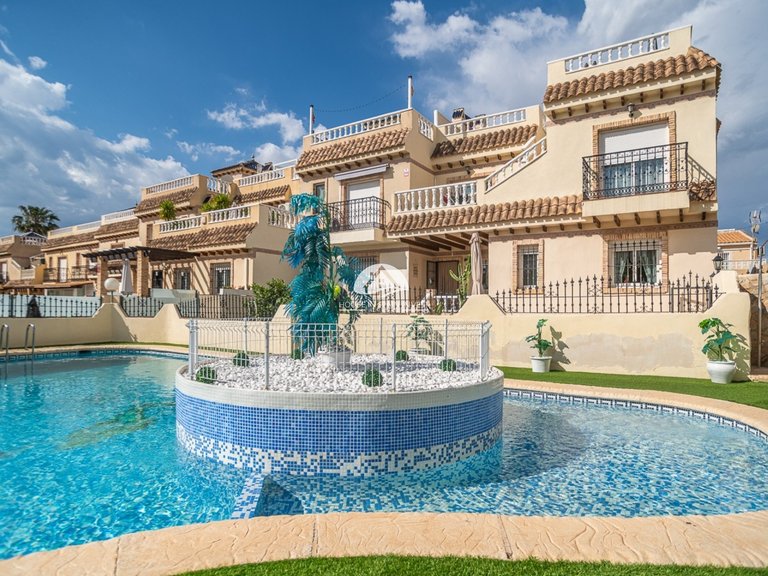 Apartment for Sale in Other areas Orihuela Costa, Alicante 1
