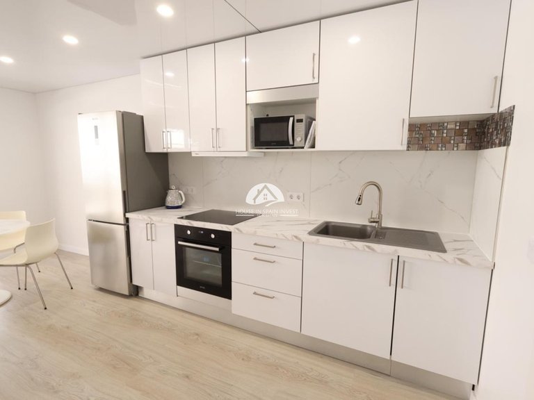 Apartment for Sale in El Acequion - Los Náufragos Torrevieja, Alicante 3