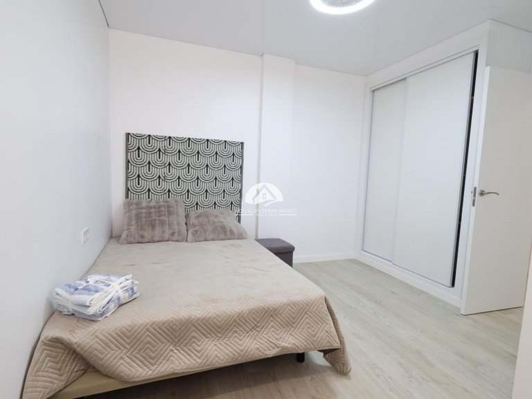 Apartment for Sale in El Acequion - Los Náufragos Torrevieja, Alicante 10