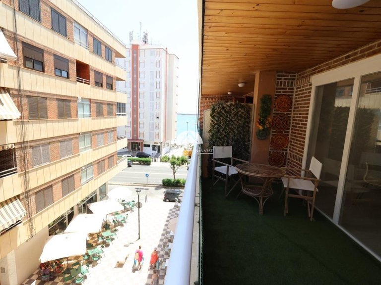 Apartment for Sale in El Acequion - Los Náufragos Torrevieja, Alicante 17