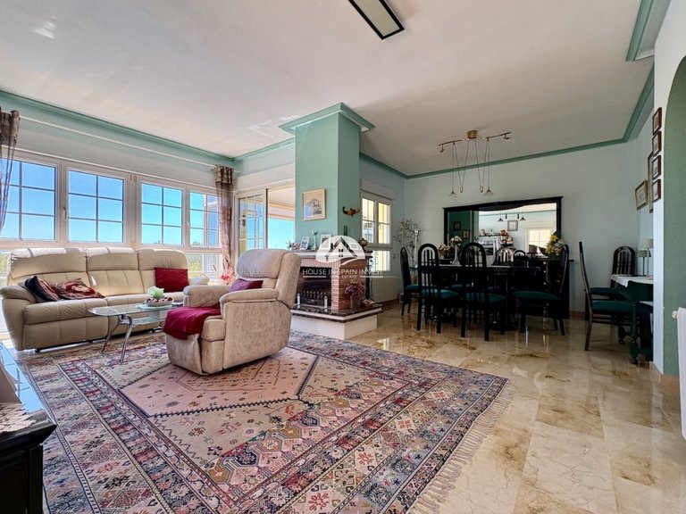 Villa for Sale in Villamartín - Las Filipinas Orihuela Costa, Alicante 10