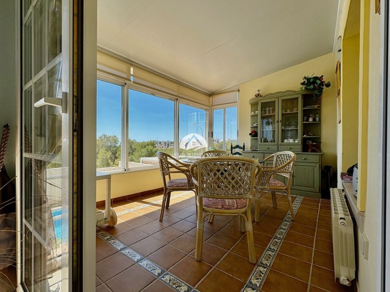 Villa for Sale in Villamartín - Las Filipinas Orihuela Costa, Alicante 14