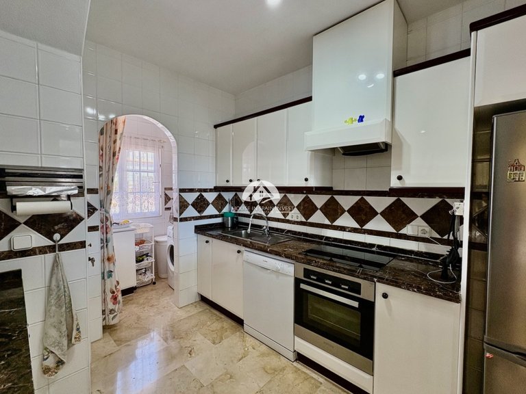 Villa for Sale in Villamartín - Las Filipinas Orihuela Costa, Alicante 22