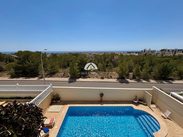 Villa for Sale in Villamartín - Las Filipinas Orihuela Costa, Alicante 31