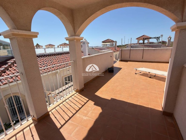 Villa for Sale in Lo Crispin Algorfa - La Finca Golf, Alicante 17