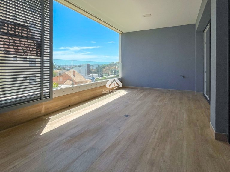 Apartment for Sale in Punta Prima Orihuela Costa, Alicante 5