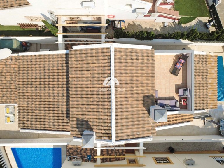 Villa for Sale in Villamartín - Las Filipinas Orihuela Costa, Alicante 4