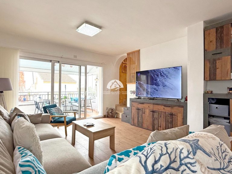 Villa for Sale in Villamartín - Las Filipinas Orihuela Costa, Alicante 5
