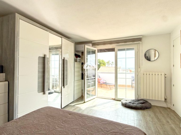 Villa for Sale in Villamartín - Las Filipinas Orihuela Costa, Alicante 14