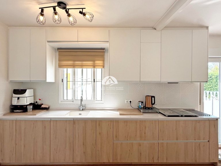 Villa for Sale in Villamartín - Las Filipinas Orihuela Costa, Alicante 23
