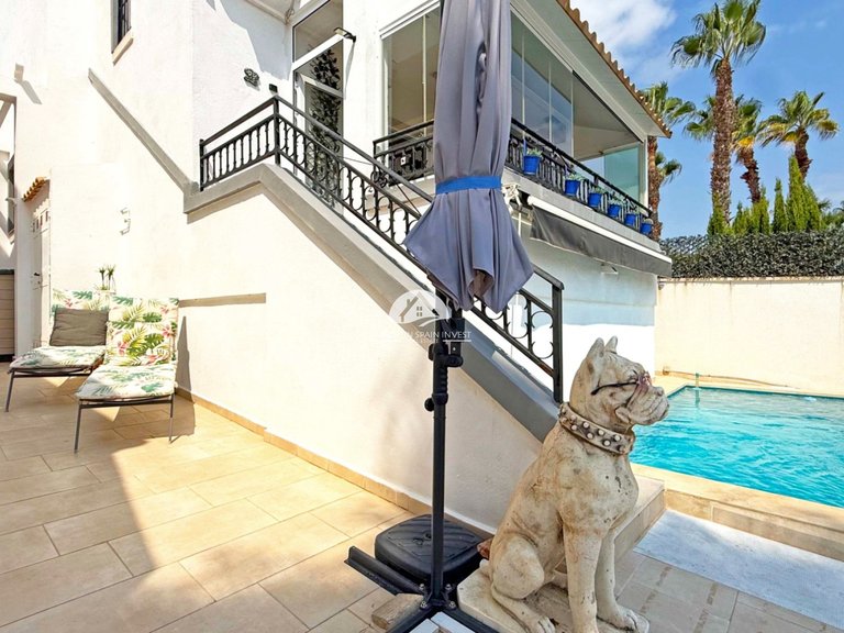 Villa for Sale in Villamartín - Las Filipinas Orihuela Costa, Alicante 26