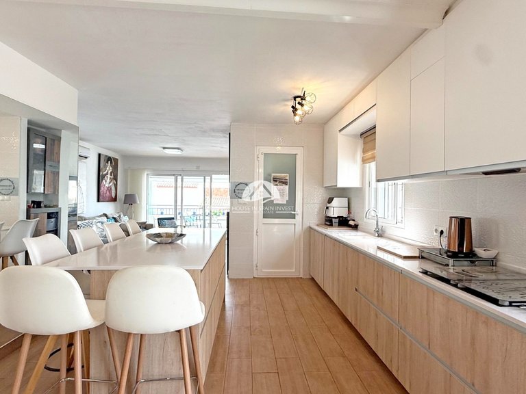 Villa for Sale in Villamartín - Las Filipinas Orihuela Costa, Alicante 27