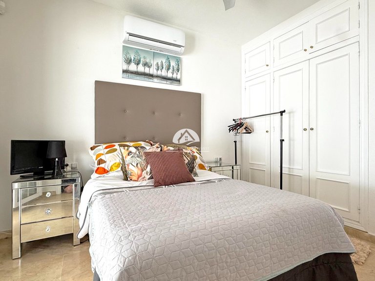 Villa for Sale in Villamartín - Las Filipinas Orihuela Costa, Alicante 34