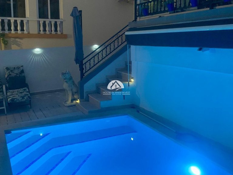 Villa for Sale in Villamartín - Las Filipinas Orihuela Costa, Alicante 41